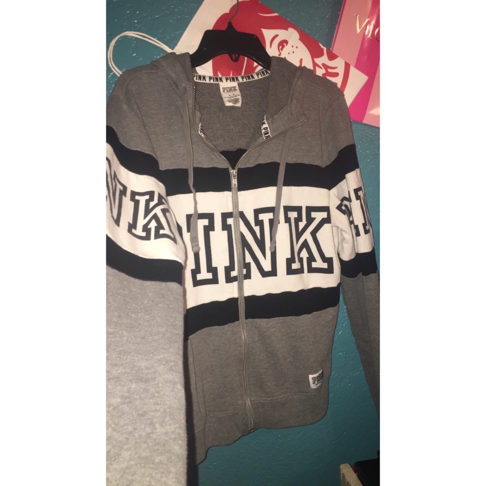 VS Pink RARE Jacket !! - Picture 3 of 7